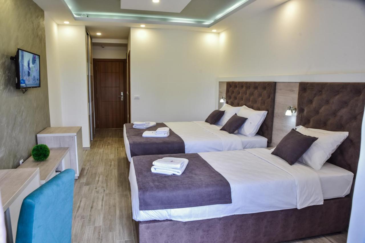 Heaven Lux Ulcinj Hotel ภายนอก รูปภาพ