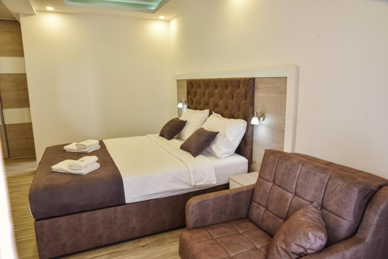 Heaven Lux Ulcinj Hotel ภายนอก รูปภาพ