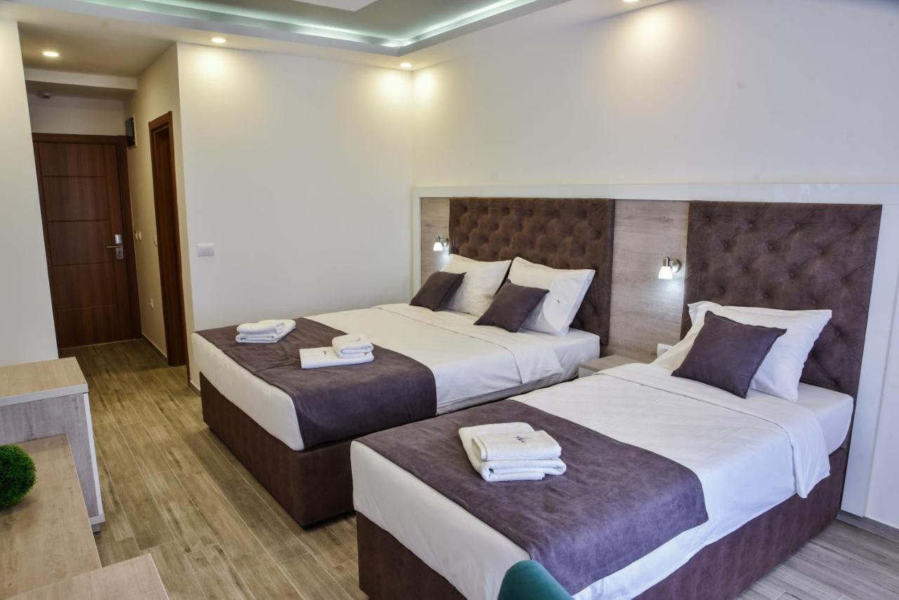 Heaven Lux Ulcinj Hotel ภายนอก รูปภาพ