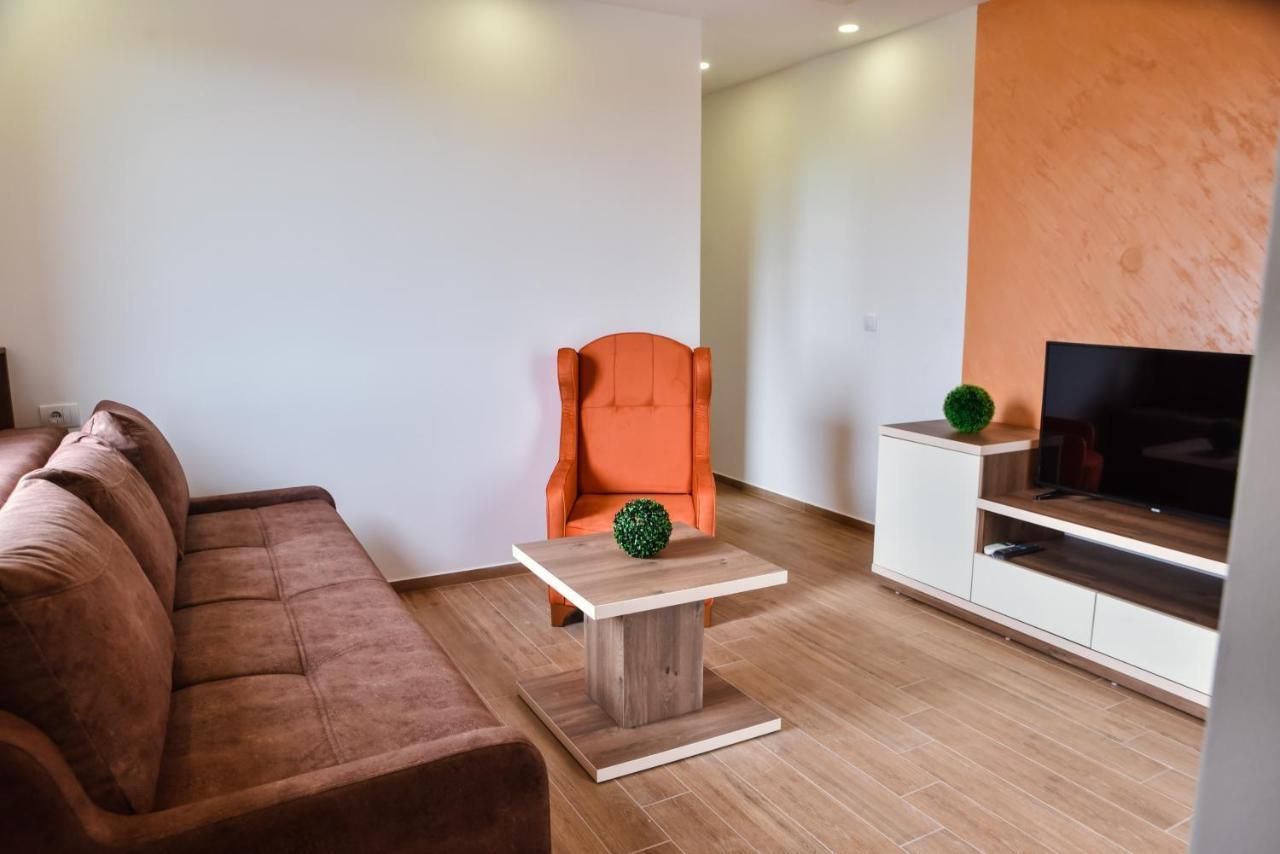 Heaven Lux Ulcinj Hotel ภายนอก รูปภาพ