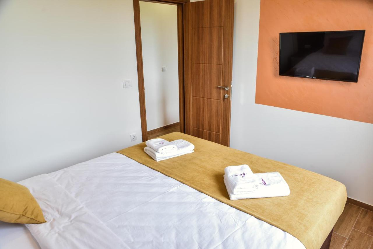 Heaven Lux Ulcinj Hotel ภายนอก รูปภาพ