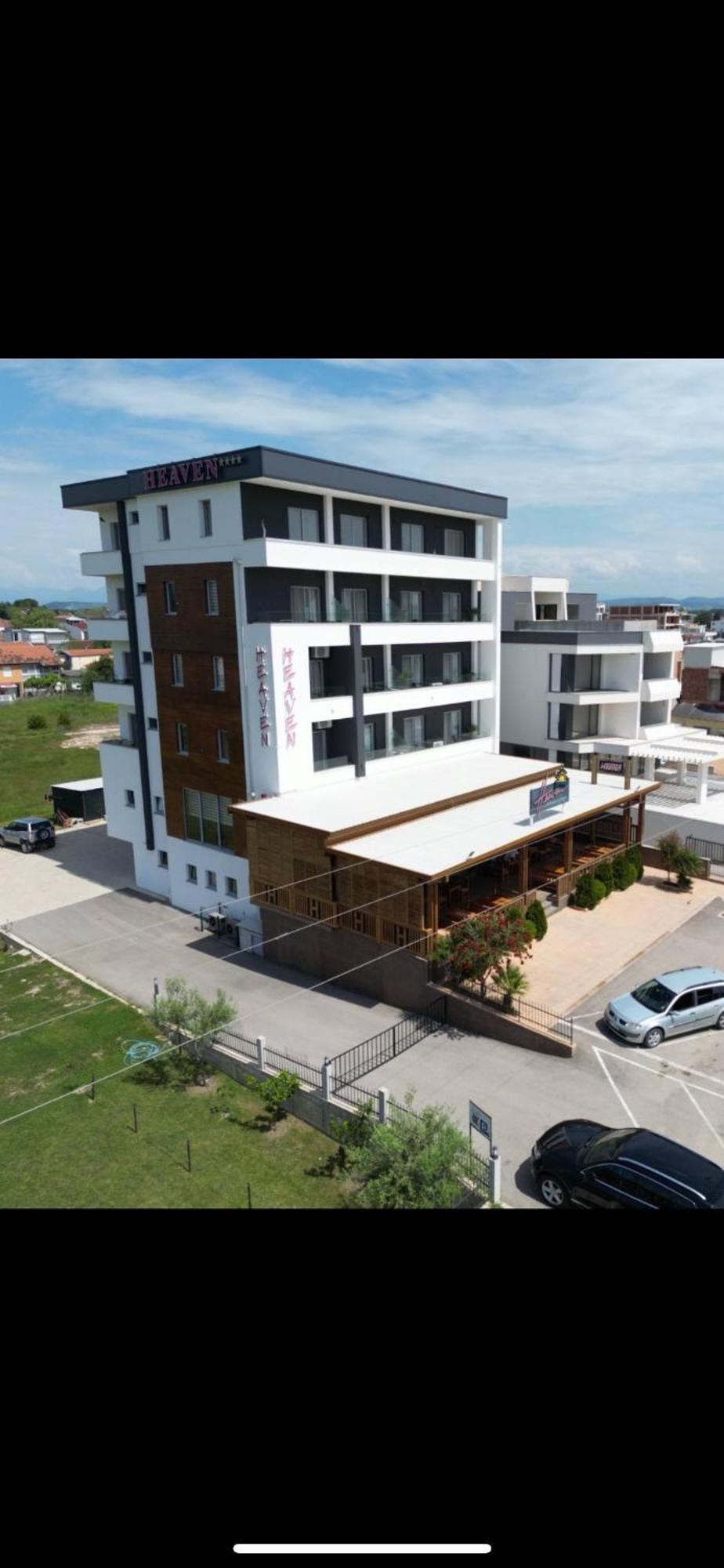 Heaven Lux Ulcinj Hotel ภายนอก รูปภาพ